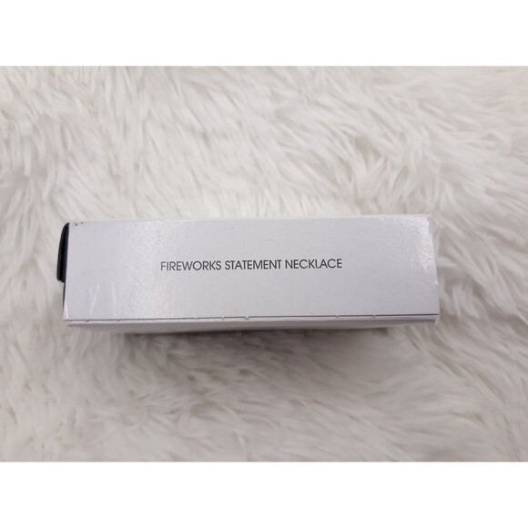 AVON FIREWORKS STATEMENT NECKLACE (GREEN & BLUE ~ 21" L) "RARE" ~ NEW SEALED!!! - Picture 4 of 6